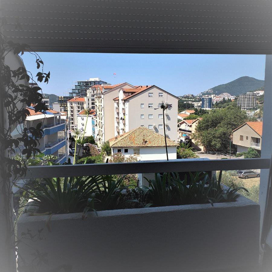 בודווה Apartment Mika מראה חיצוני תמונה